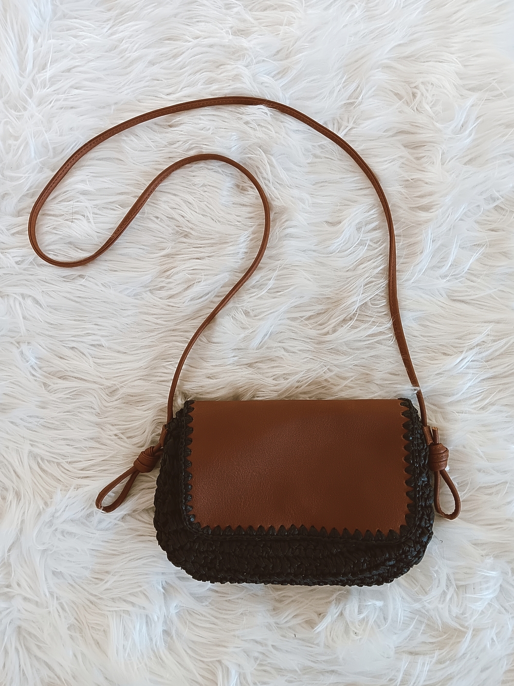 Universal Thread Two Tone Straw & Leather Crossbody Bag